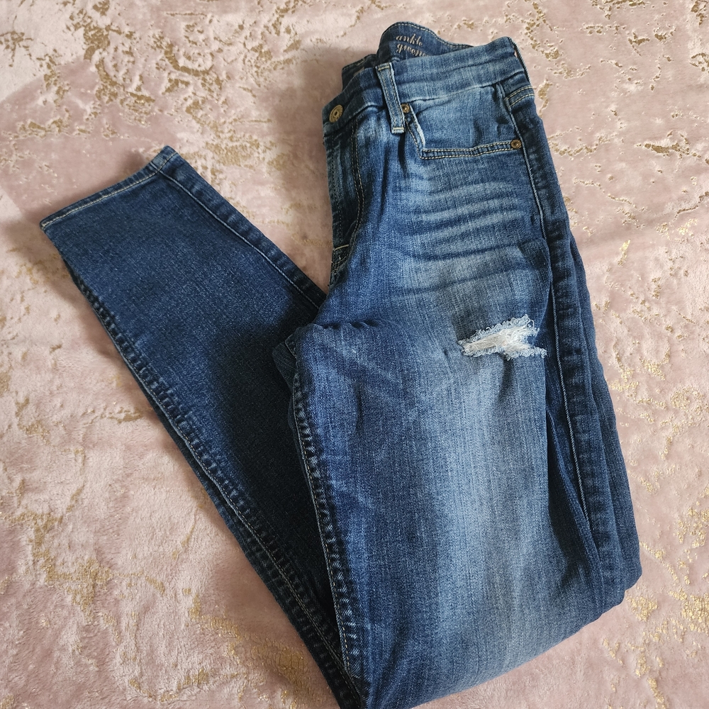 7 FOR ALL MANKIND | Dark Blue Distressed Skinny Jeans